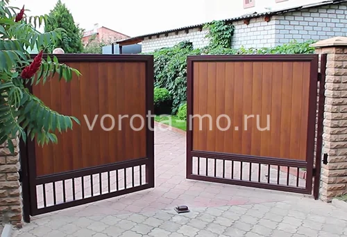 Распашные ворота для дачи 1500*2500