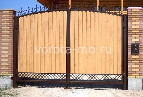Распашные ворота для дачи 1600*2800