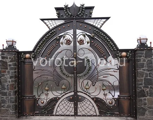 Распашные кованые ворота 2500*3200