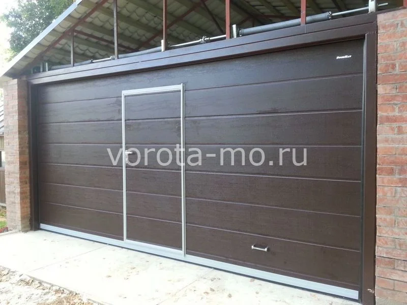 Секционные ворота Дорхан 2200*3200