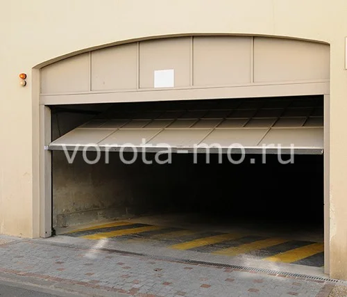 Гаражные ворота подъемные 2750*4250